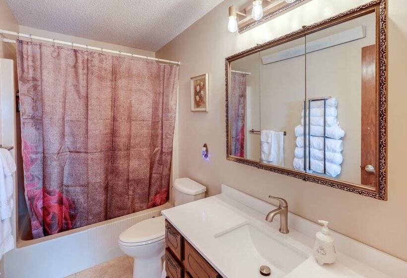 Long Pine Home: 2 Mi To State Recreation Area