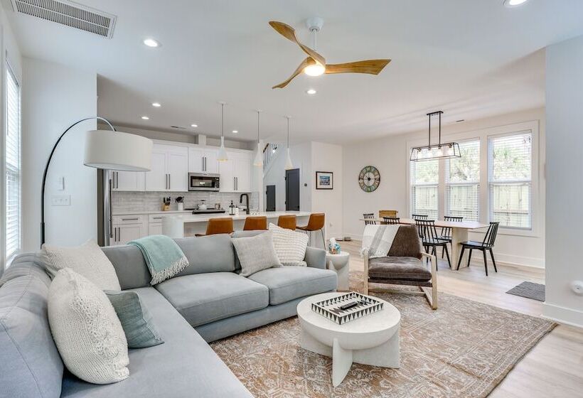 Luxe Wilmington Home: 2 Mi To Historic Downtown