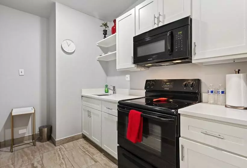 Motelli Temple View Inn