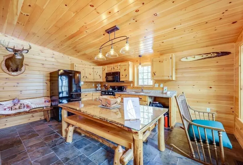 Peaceful Bradford Cabin W/ Pond & Covered Deck!
