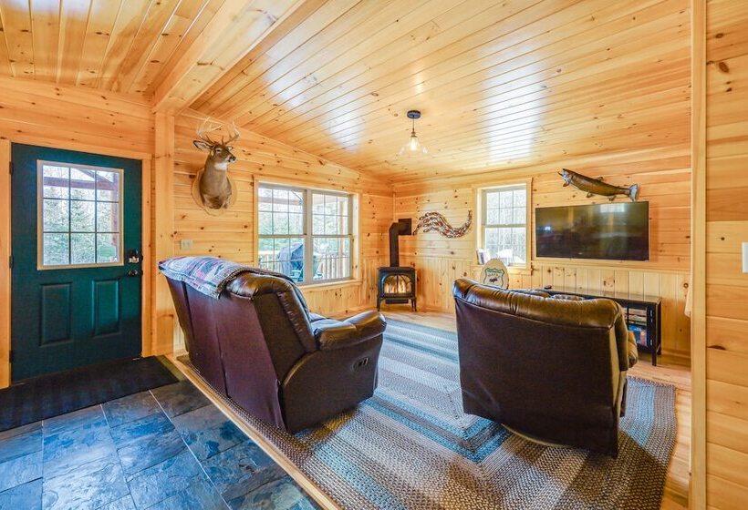 Peaceful Bradford Cabin W/ Pond & Covered Deck!