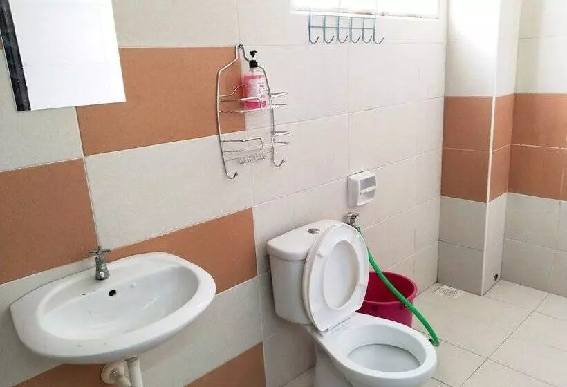 ペンション 10beds Guest House Port Dickson