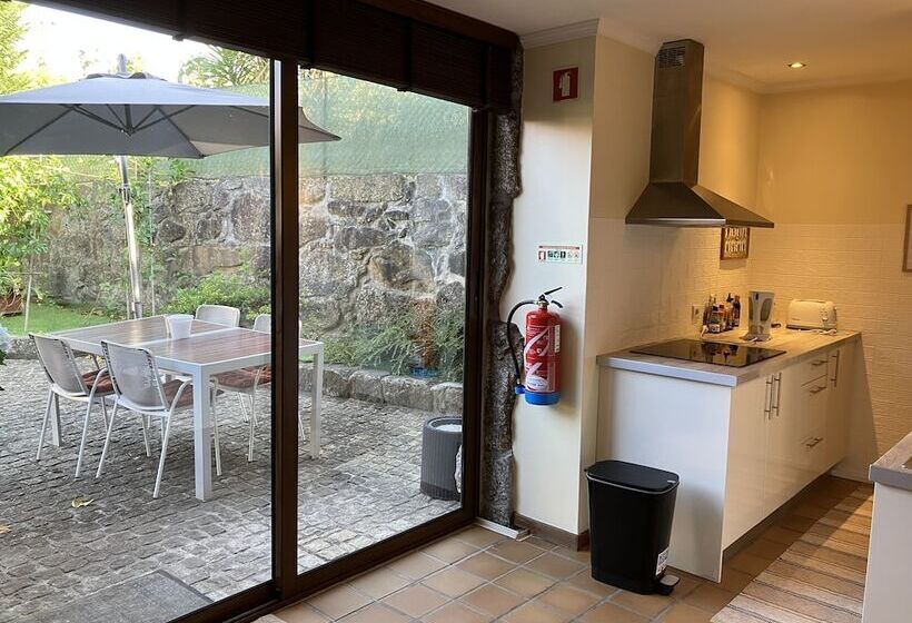 פנסיון Bergui Guesthouse