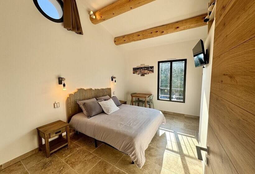 膳宿费 Mas Campau