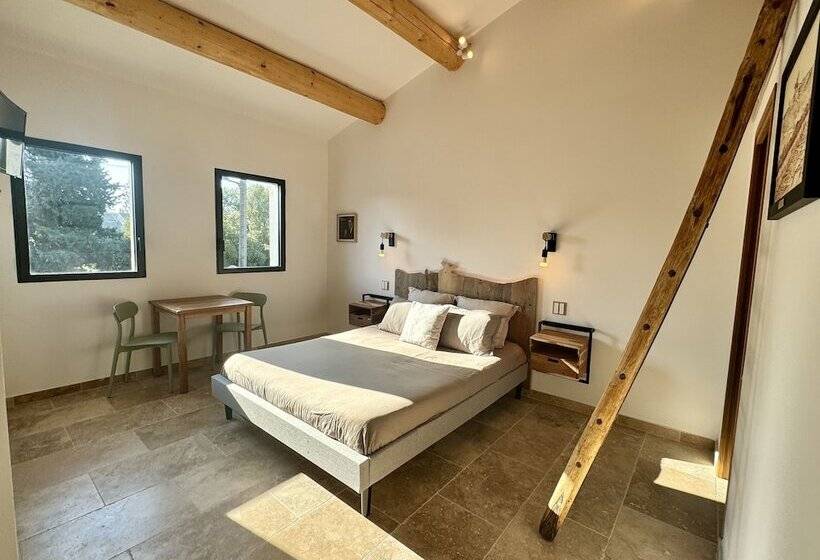 膳宿费 Mas Campau