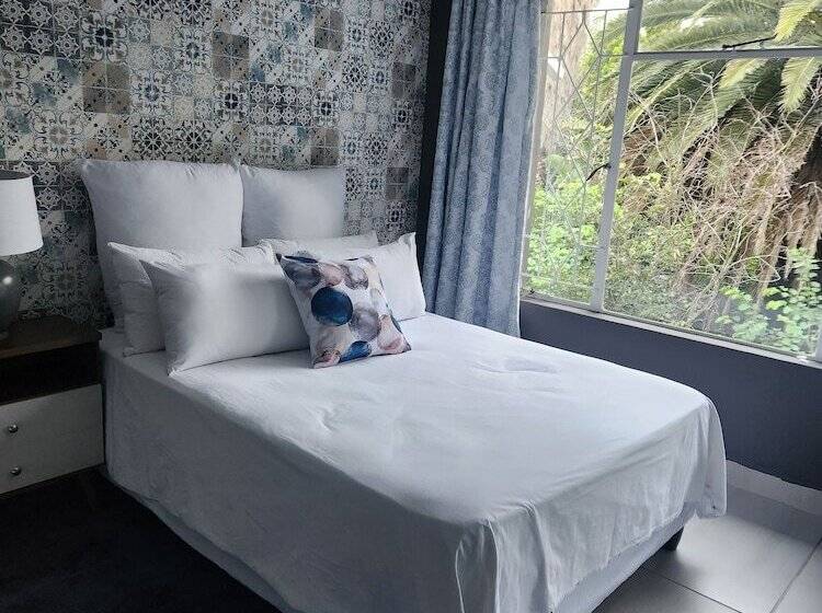 膳宿费 Mistica On St James