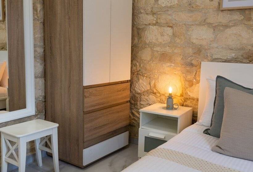 Pensionat Phaedrus Living Luxury Stone House Armou