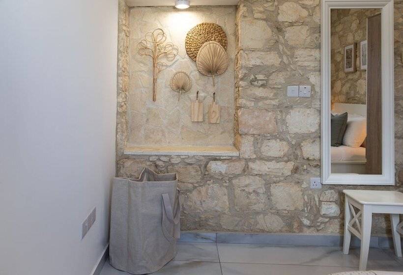 Pensionat Phaedrus Living Luxury Stone House Armou