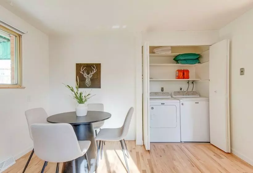 12 Mi To Red Rocks: Pet Friendly Arvada Home!