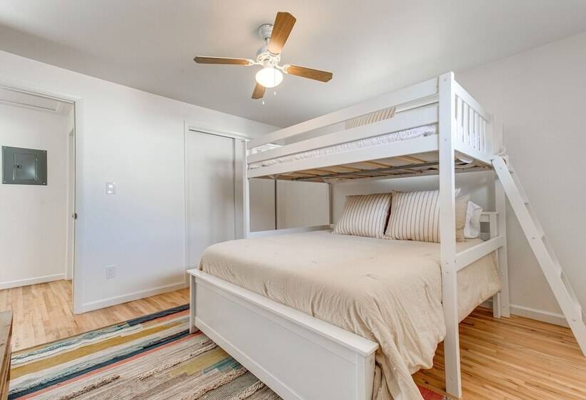 12 Mi To Red Rocks: Pet Friendly Arvada Home!