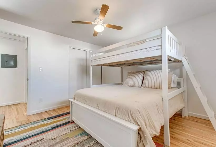 12 Mi To Red Rocks: Pet Friendly Arvada Home!