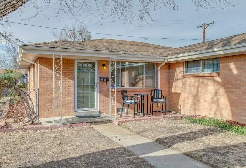 12 Mi To Red Rocks: Pet Friendly Arvada Home!