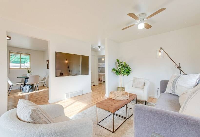 12 Mi To Red Rocks: Pet Friendly Arvada Home!