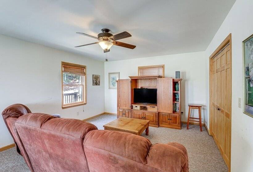 Piney Creek Vacation Rental ~ 5 Mi To New River!