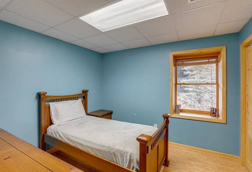 Piney Creek Vacation Rental ~ 5 Mi To New River!