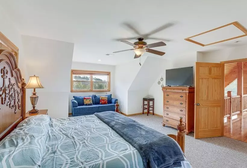 Piney Creek Vacation Rental ~ 5 Mi To New River!