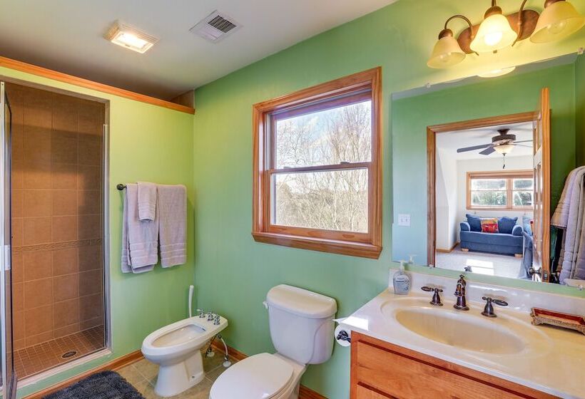 Piney Creek Vacation Rental ~ 5 Mi To New River!