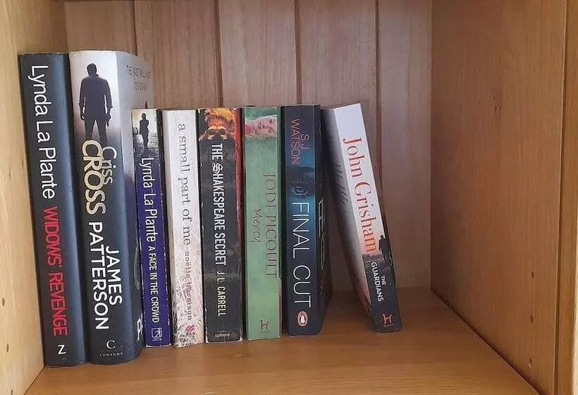 Residenssi Remarkable 2 Bed House In Walesby Nottinghamshire