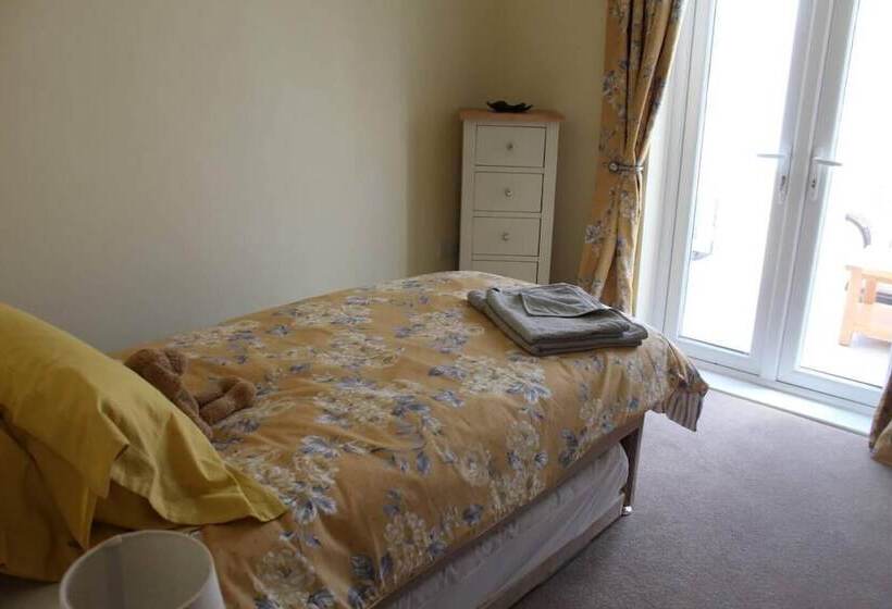 Резиденция Remarkable 2 Bed House In Walesby Nottinghamshire