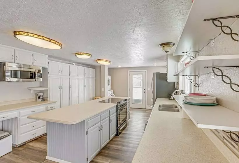 Roomy Cedar City Home: Fenced Yard, Pets Welcome!