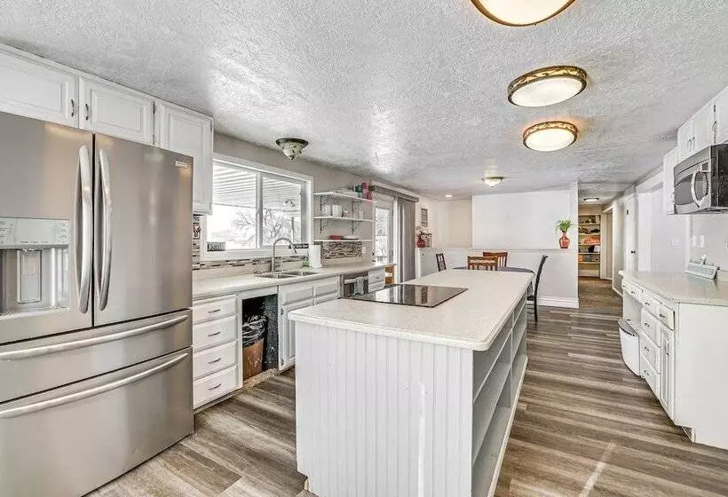 Roomy Cedar City Home: Fenced Yard, Pets Welcome!