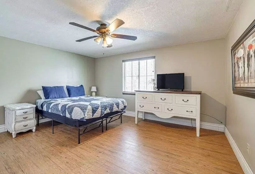 Roomy Cedar City Home: Fenced Yard, Pets Welcome!