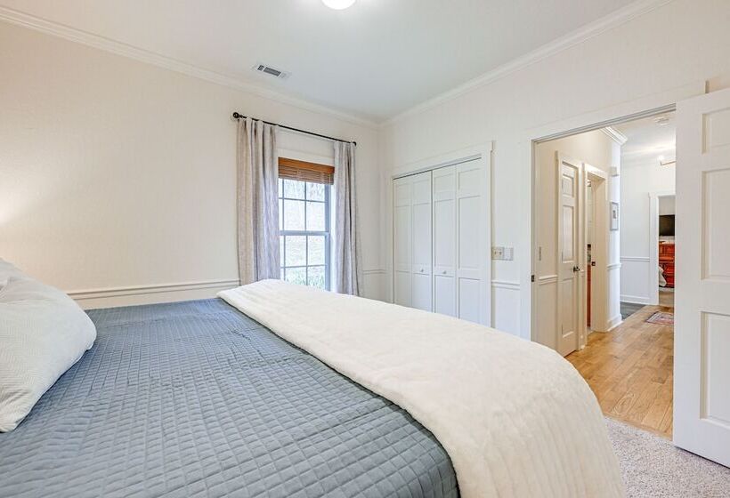 Sapphire Mountaintop Cabin W/ Views & 2 Decks