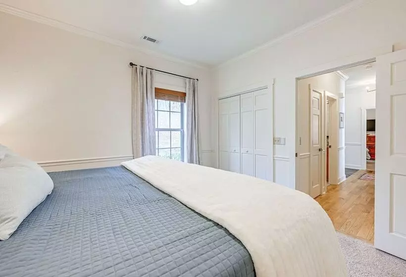 Sapphire Mountaintop Cabin W/ Views & 2 Decks