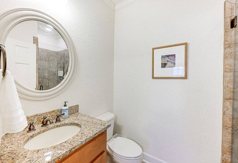 Sapphire Mountaintop Cabin W/ Views & 2 Decks