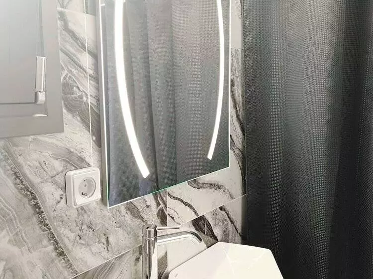 Sun Day Apartments Free Airport Transfer