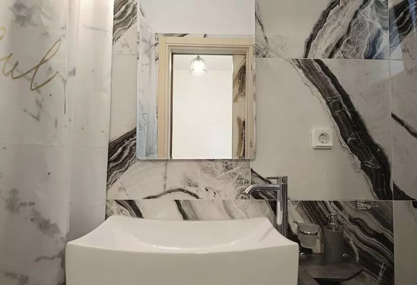 Sun Day Apartments Free Airport Transfer