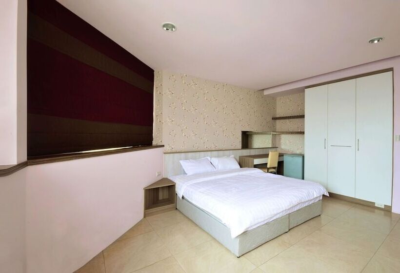 تختخواب و صبحانه E.i.p Stay