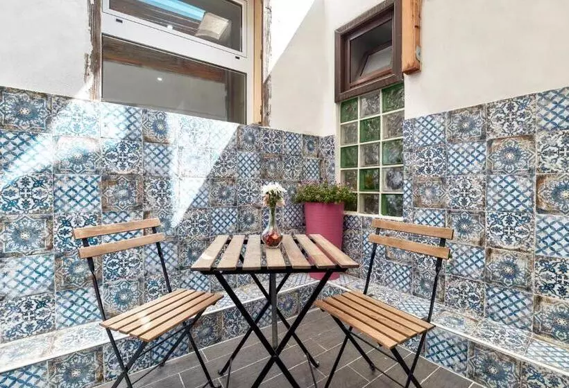 تختخواب و صبحانه La Terrazza Sul Centro
