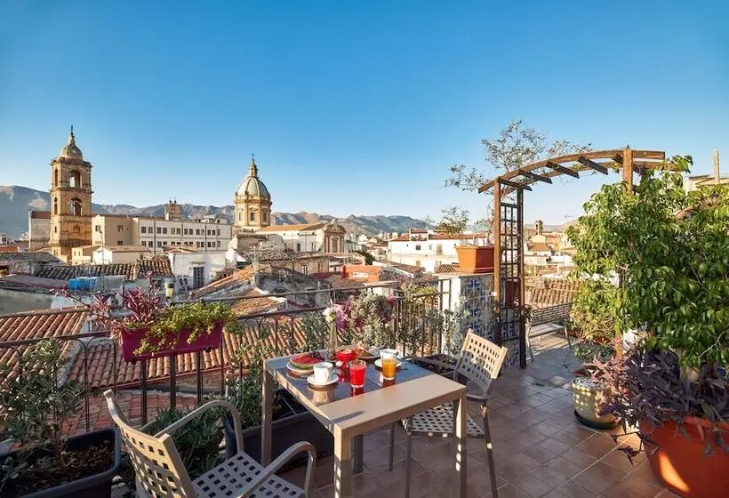 تختخواب و صبحانه La Terrazza Sul Centro