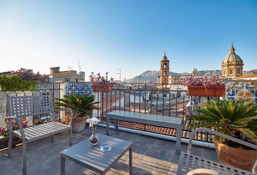 تختخواب و صبحانه La Terrazza Sul Centro
