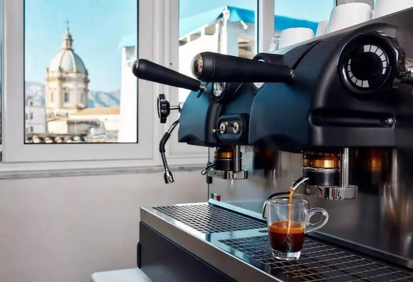 تختخواب و صبحانه La Terrazza Sul Centro