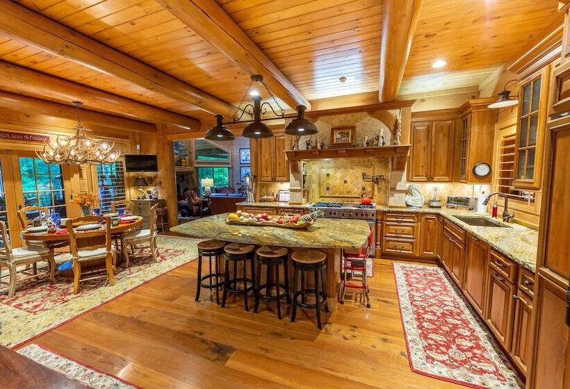 مبيت وإفطار The Lodge At River Run