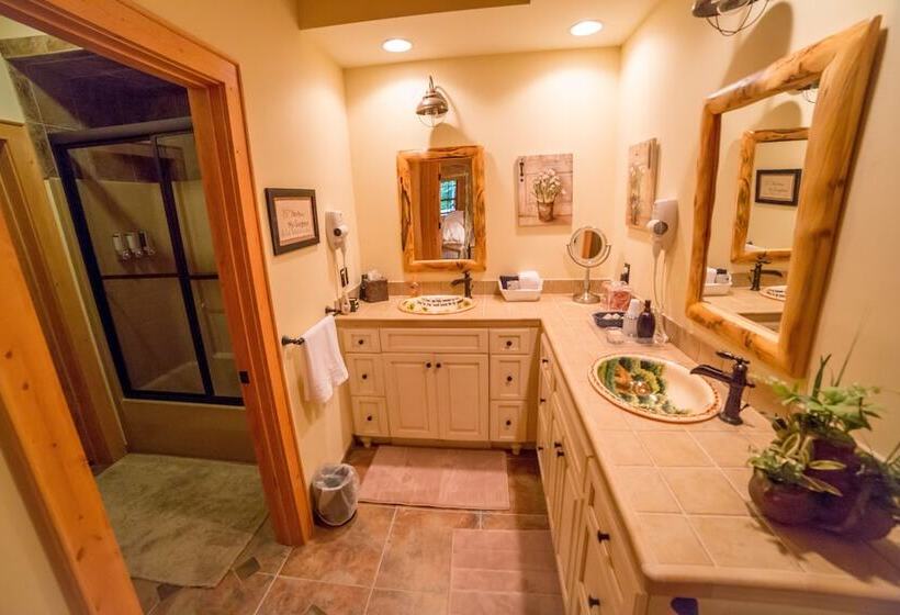 مبيت وإفطار The Lodge At River Run