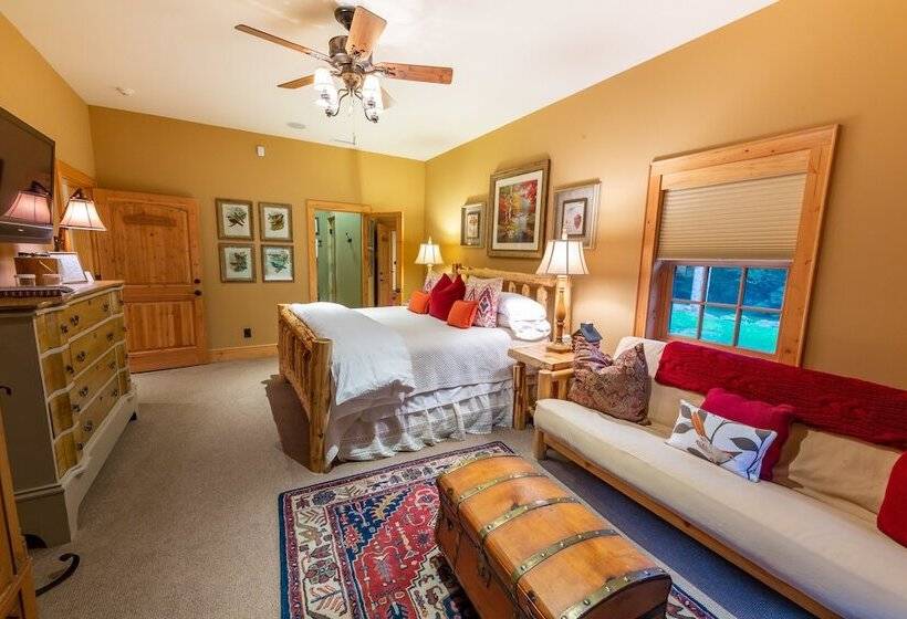 مبيت وإفطار The Lodge At River Run