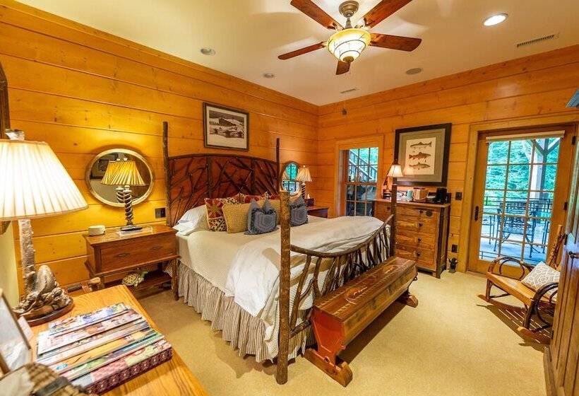 مبيت وإفطار The Lodge At River Run