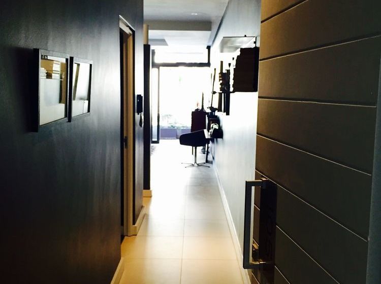 Studio Apartment In Green Point Cape Town