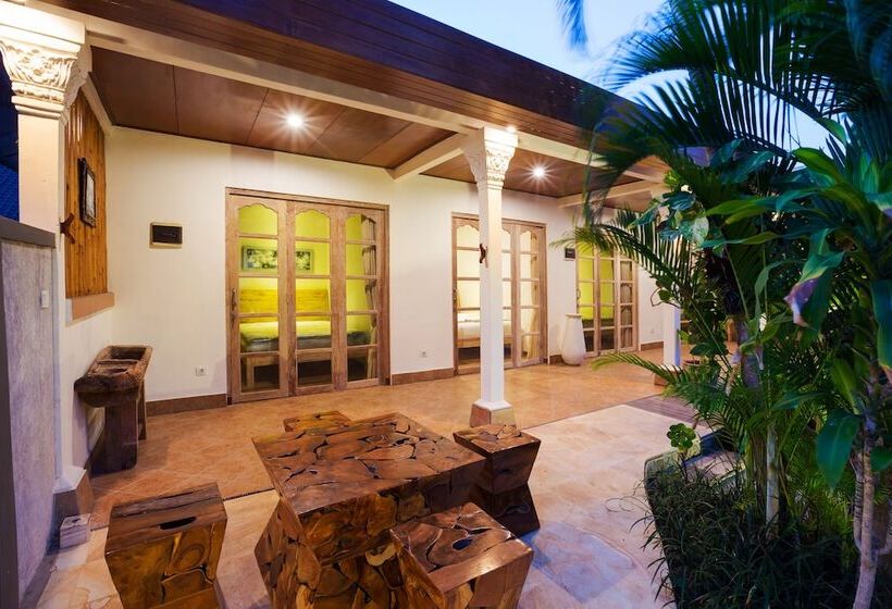 酒店 Bale Seminyak