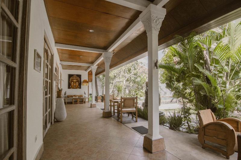 酒店 Bale Seminyak