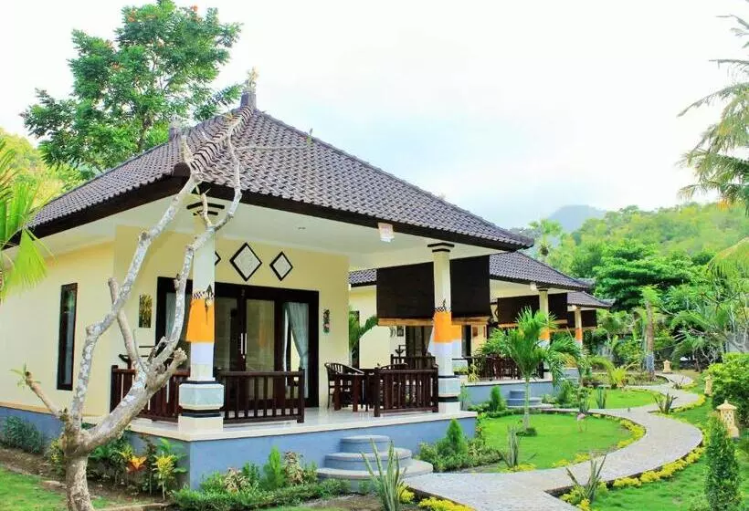 ホテル Bintang Beach Villa
