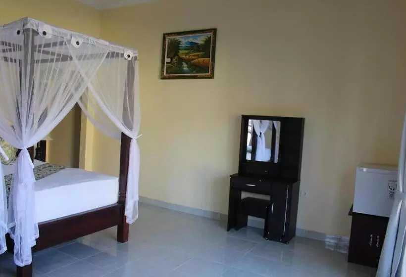 ホテル Bintang Beach Villa
