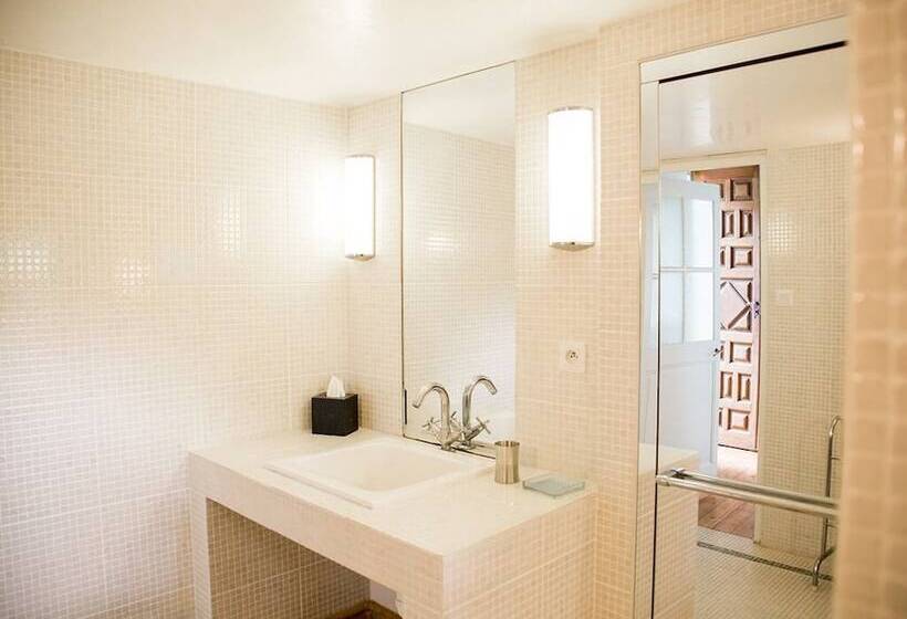 ホテル Chambres D Hôtes Château Beaupré