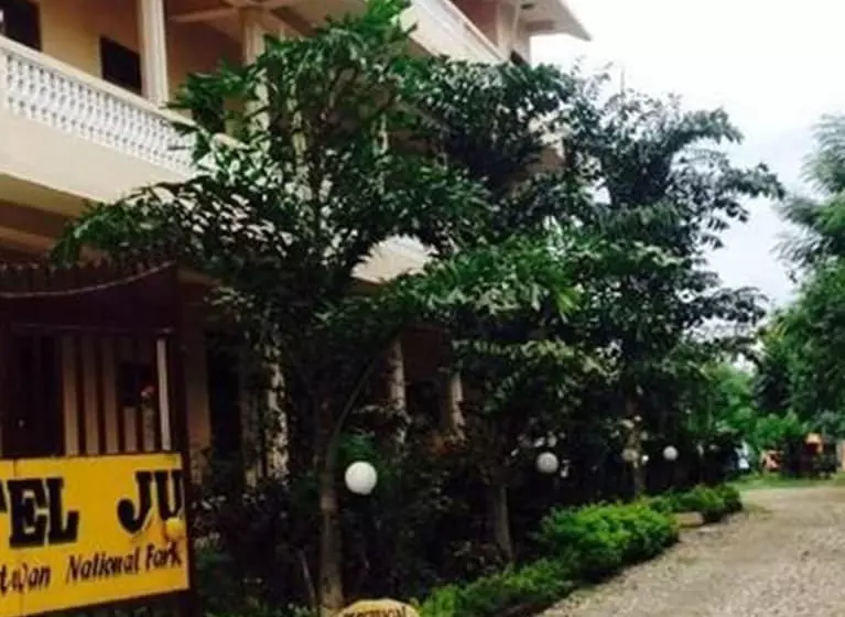 هتل Jungle Vista