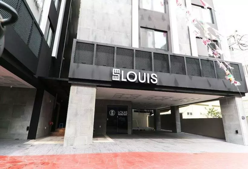 هتل Louis