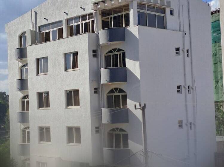 هتل Park Lane Addis