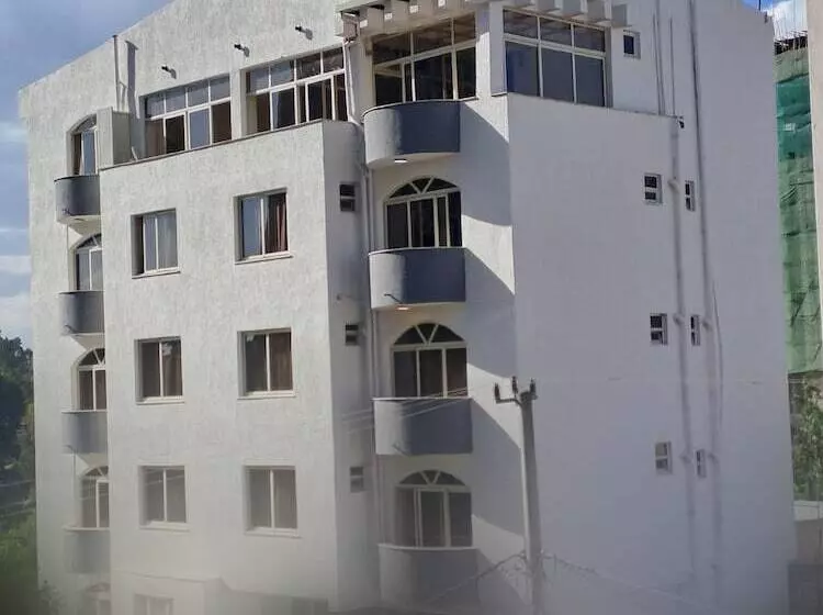 هتل Park Lane Addis